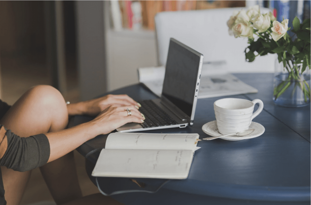 Online typing job 3 1024x675